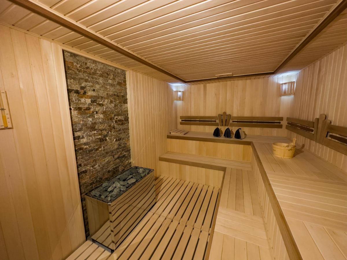 Leon Hotel Spa Гянджа Экстерьер фото