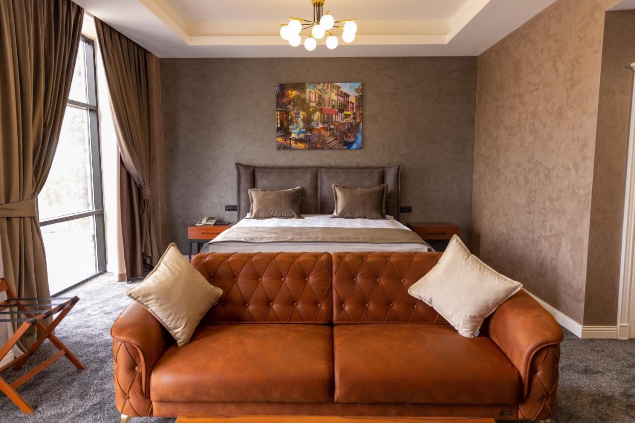 Leon Hotel Spa Гянджа Экстерьер фото